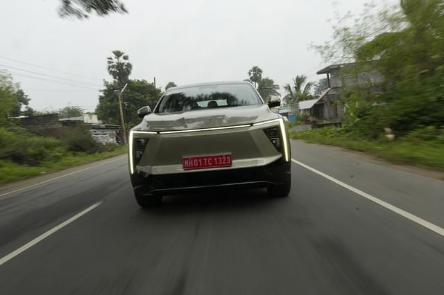 Front View Image - 476