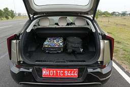Mahindra Xev 9e Rear View