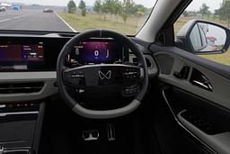 Mahindra Xev 9e Dashboard