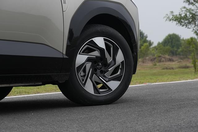 Alloy Wheels Image - 525