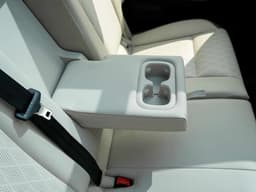 Mahindra Xev 9s Cup Holders