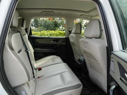 Mahindra Xev 9s Second Row Seats