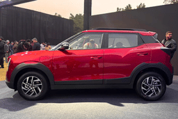 Mahindra Xuv 3xo Ev Closed Bonnet