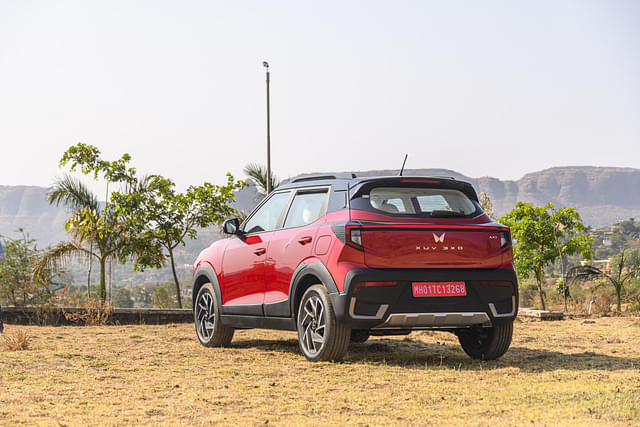 Rear View Image - 462