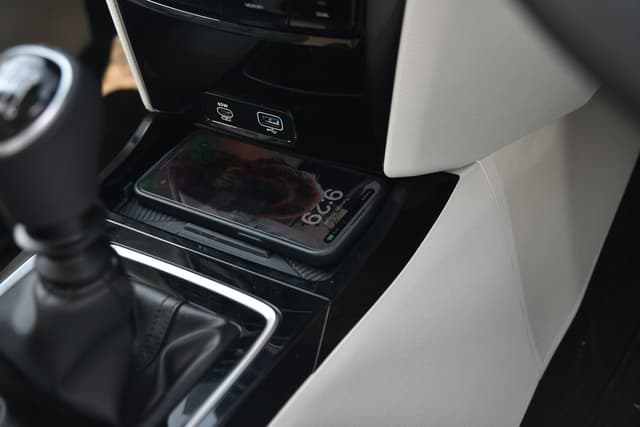 Charging Ports Image - 287