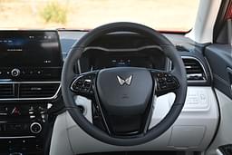 Mahindra Xuv 3xo Infotainment System