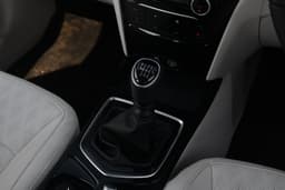 Mahindra XUV 3XO Gear Box