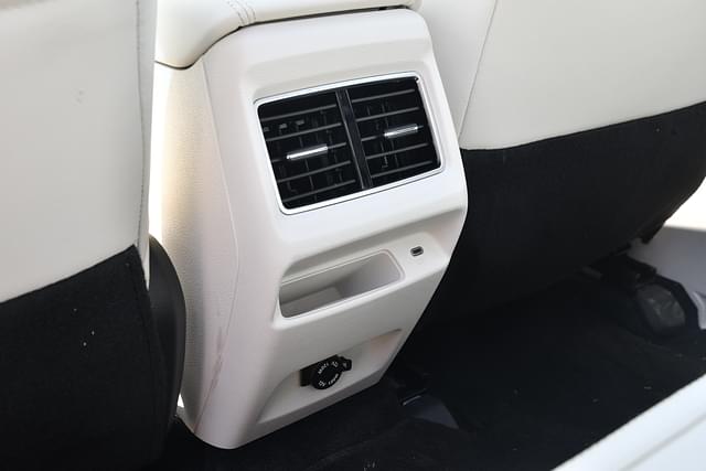 2nd Row Ac Vent