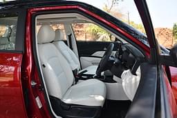 Mahindra Xuv 3xo Front Row Seats