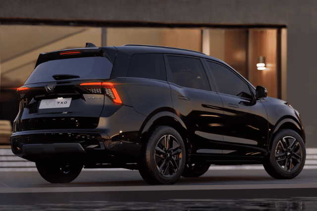 Rear Right Three Quarter Image - 31577