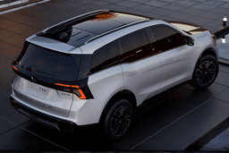 Mahindra XUV 7XO Rear Left Three Quarter Mahindra XUV 7XO Rear Left Three Quarter