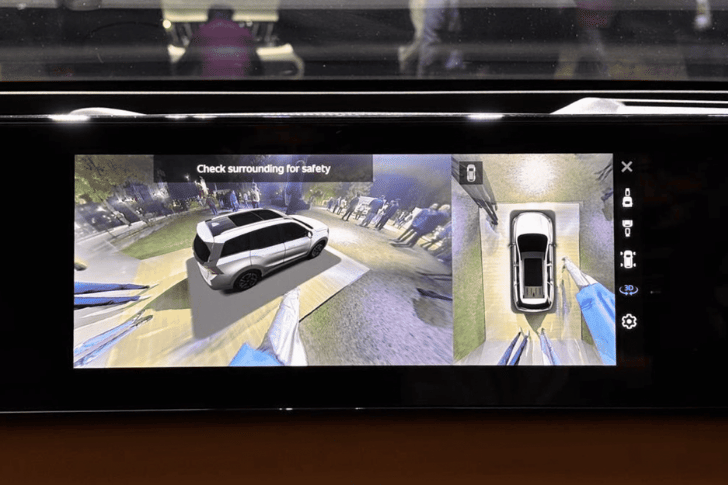 Mahindra Xuv 7xo Infotainment System