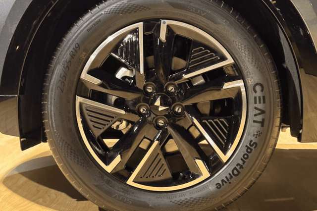 Alloy Wheels Image - 31562