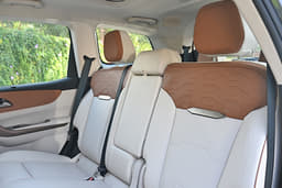 Mahindra Xuv 7xo Rear View