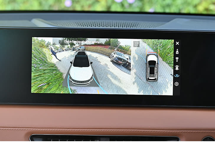 Mahindra Xuv 7xo Infotainment System