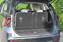 Mahindra Xuv 7xo Rear View