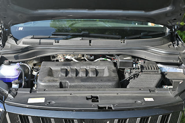 Open Bonnet Engine Shot Image - 31730