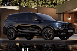 Mahindra Xuv 7xo Front Right Three Quarter