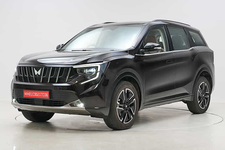 Mahindra XUV 7XO