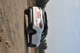 Mahindra Xuv400 Rear View