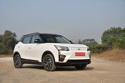 Mahindra Xuv400 Front Right Three Quarter