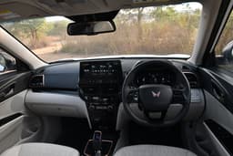 Mahindra Xuv400 Dashboard