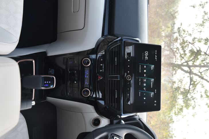 Mahindra Xuv400 Dashboard