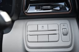 Mahindra Xuv400 Console Storage