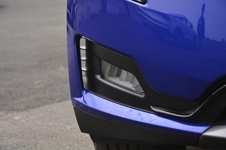 Mahindra Xuv700 Color Blue