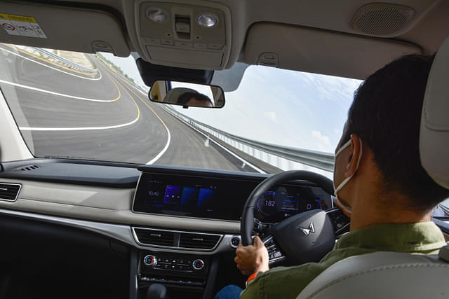 Dashboard Image - 7500