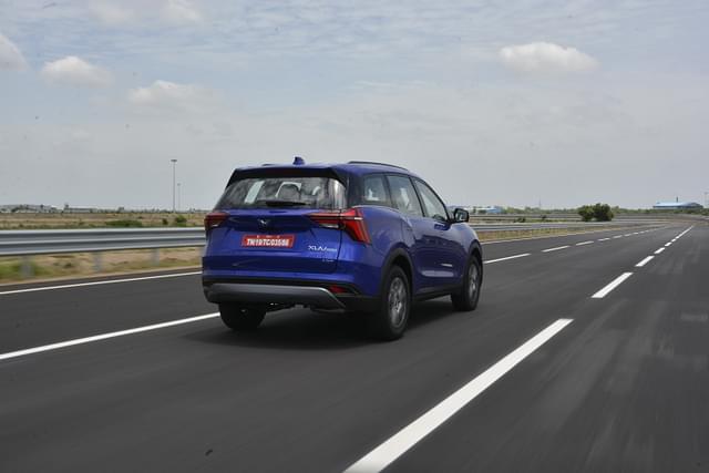 Rear View Image - 7533
