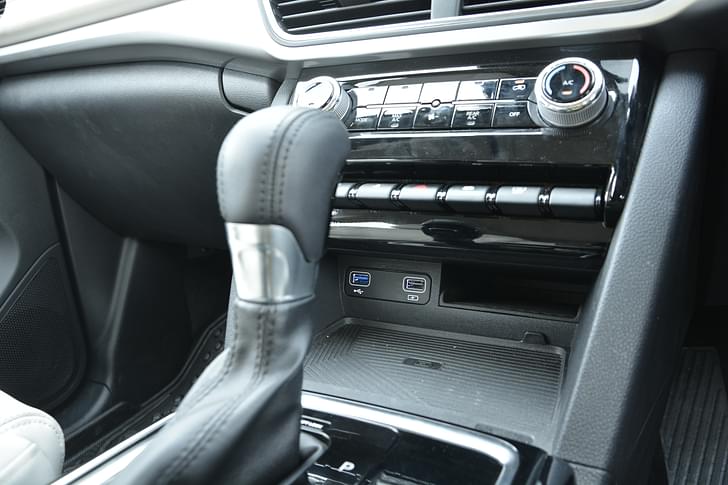 Mahindra Xuv700 Ac Vents Front