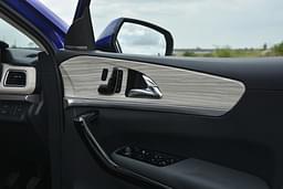 Mahindra Xuv700 Door Controls