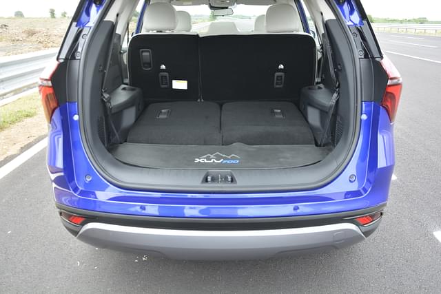 Rear View Image - 7931