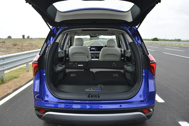 Rear View Image - 7941