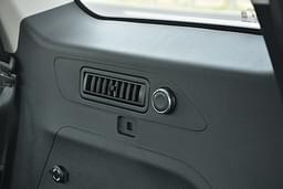 Mahindra Xuv700 Ac Vents Front