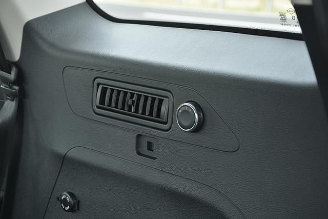 Ac Vents Front Image - 7951
