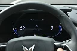Mahindra Xuv700 Dashboard
