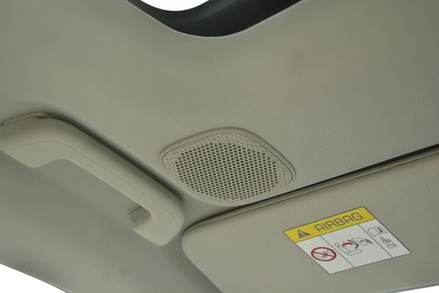 Roof Interior Image - 8040