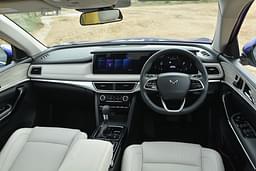 Mahindra Xuv700 Digital Instrument Cluster
