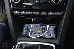Mahindra Xuv700 Usb Compatibility Connectivity