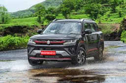 Maruti Suzuki Brezza Front Right Three Quarter Maruti Suzuki Brezza Front Right Three Quarter