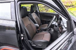Maruti Suzuki Brezza Front Left Three Quarter Maruti Suzuki Brezza Front Left Three Quarter