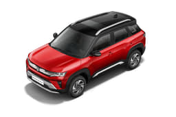 Maruti Suzuki Brezza Front Right Three Quarter Maruti Suzuki Brezza Front Right Three Quarter