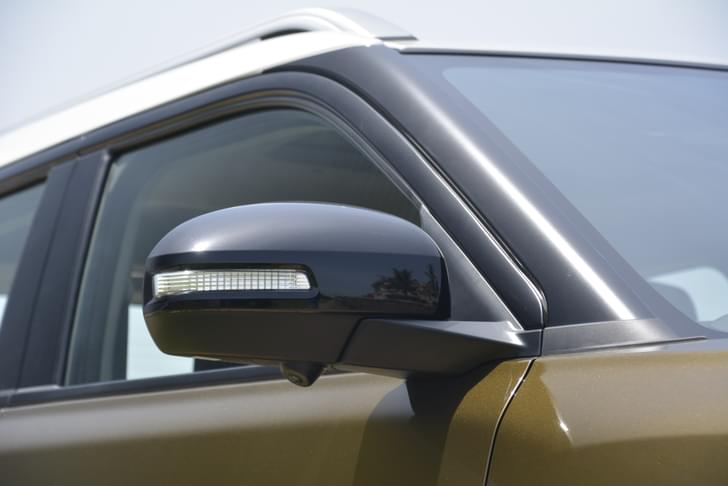 Maruti Suzuki Brezza Color Brown