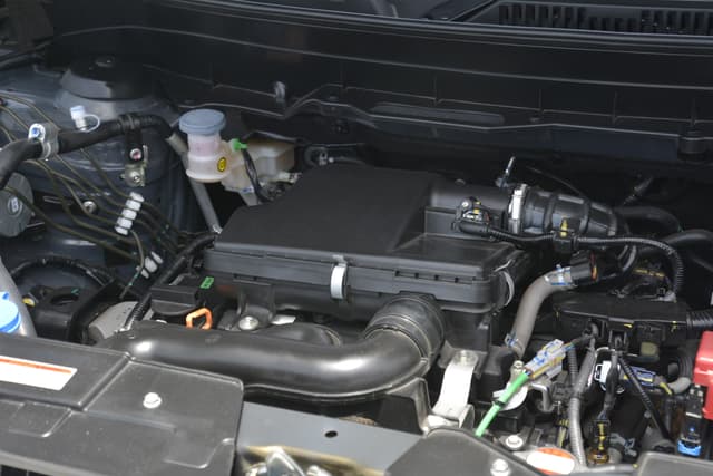 Open Bonnet Engine Shot Image - 15294