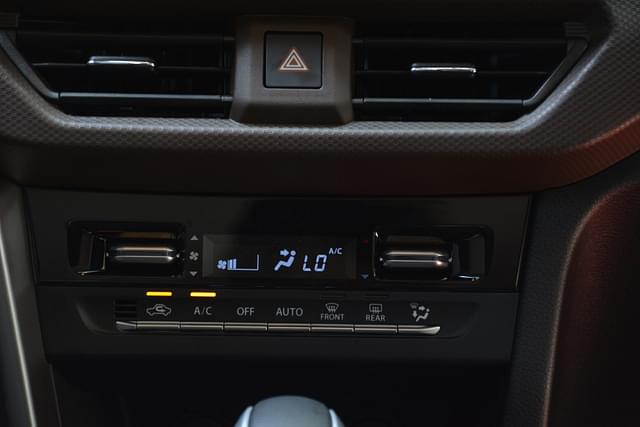 Ac Vents Front Image - 15385