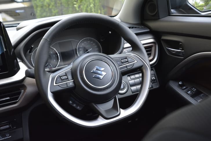 Maruti Suzuki Brezza Instrument Cluster