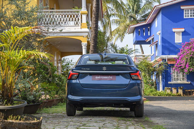 Rear View Image - 7653