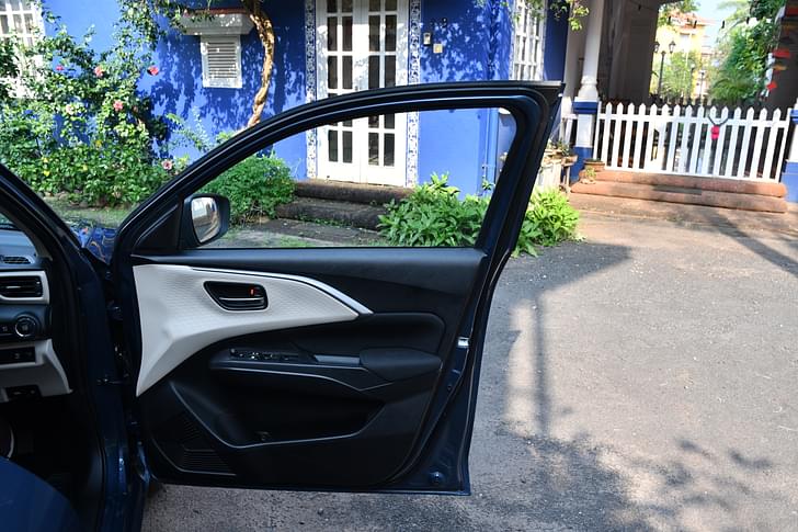 Maruti Suzuki Dzire Door Controls